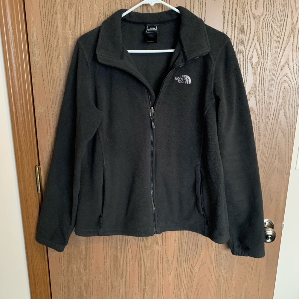 Black north face jacket
